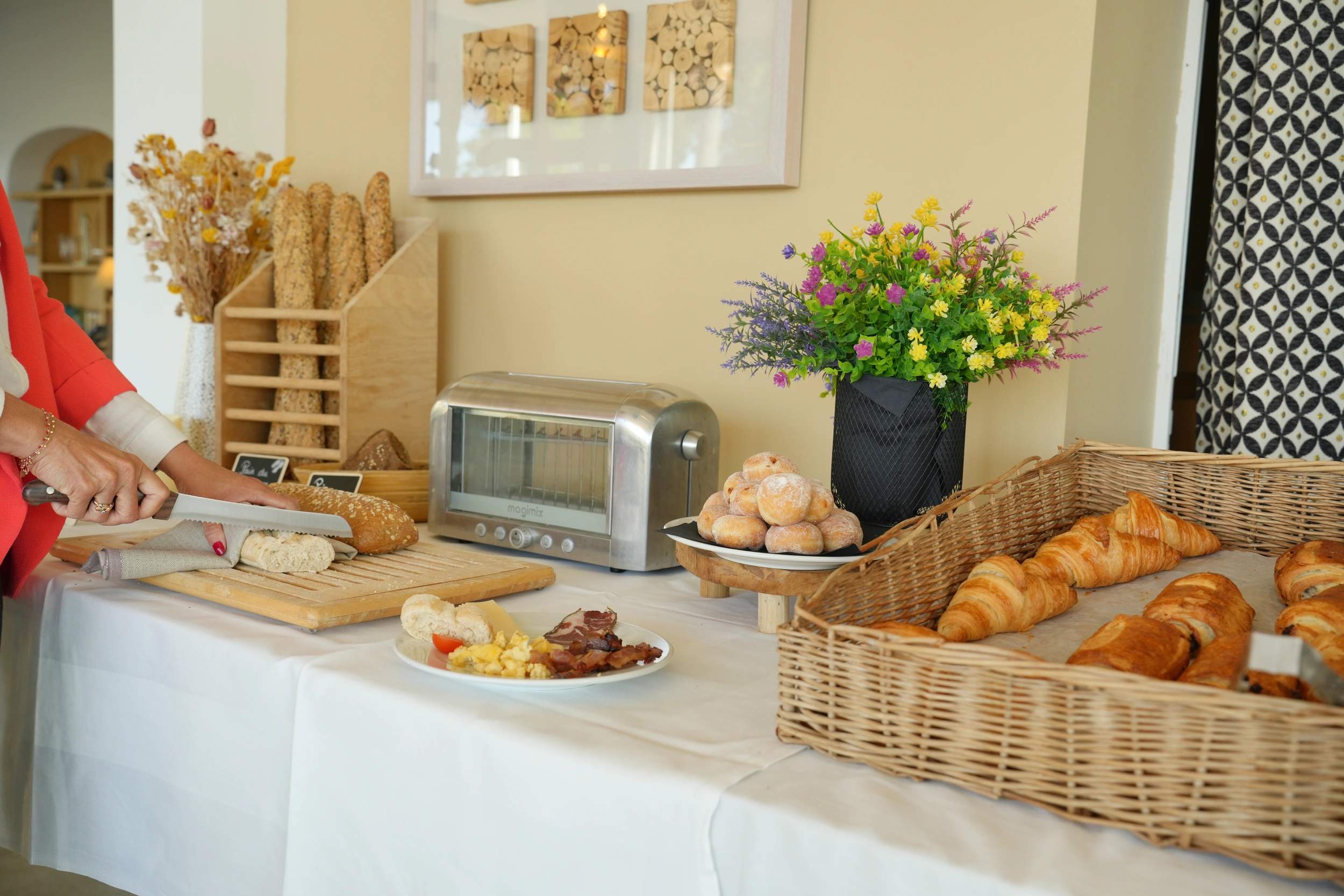 Le buffet continental de l'hôtel U Paesolu